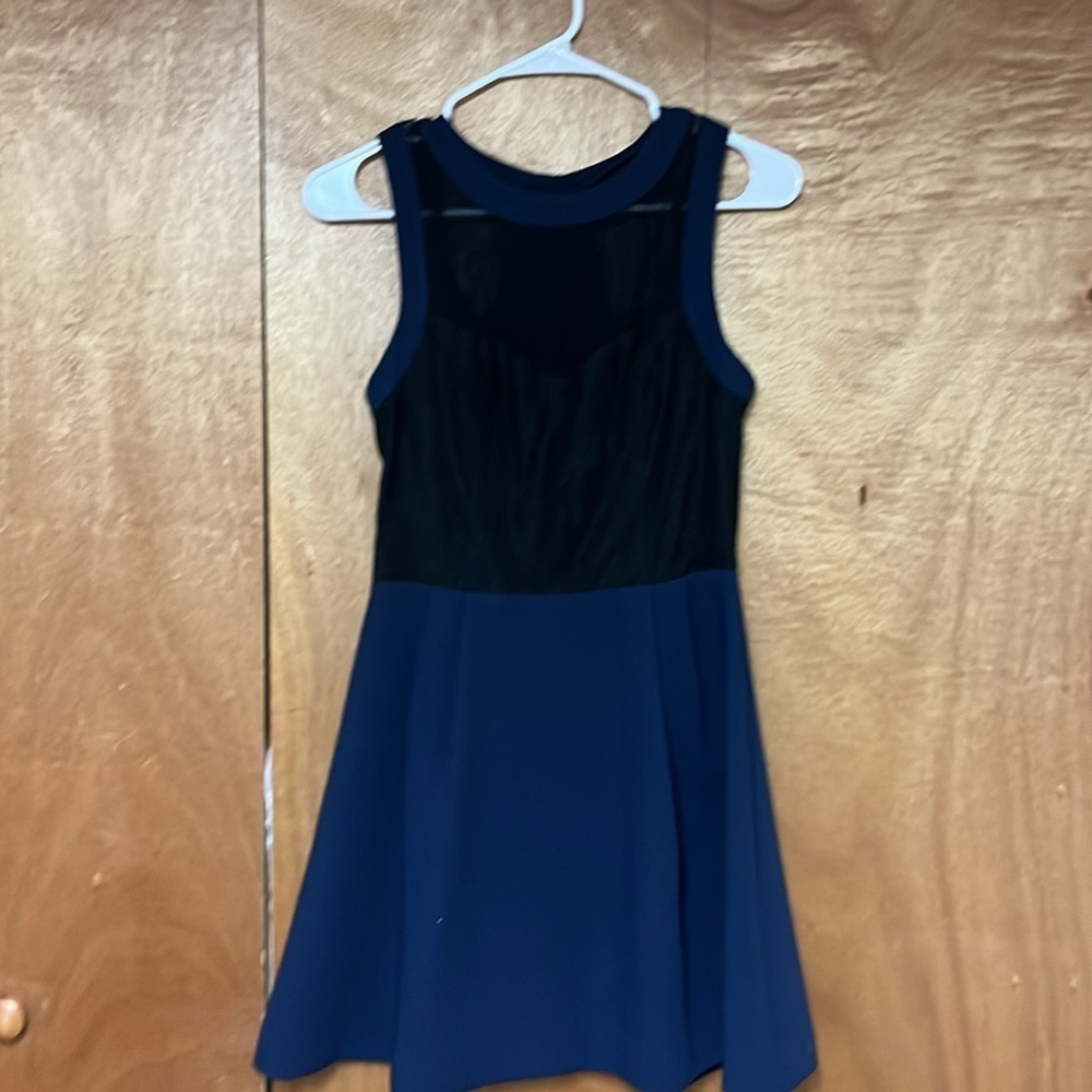 BCBGeneration Lace Dress - Picture 11 of 11